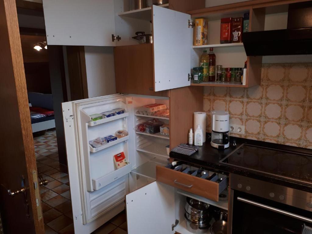 Karl-Stieler-Str. One Room In A 2 Room Appartment ; Lot Space Bruckmühl Exterior foto